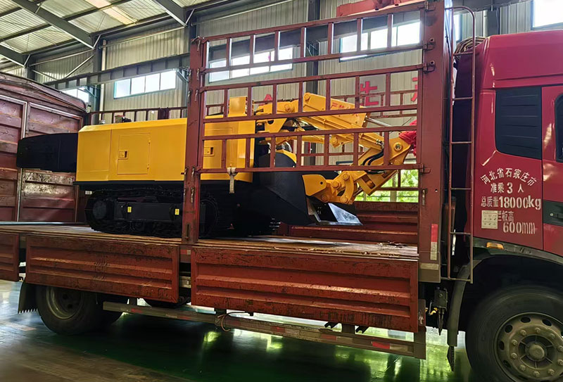 山东矿安重工生产的挖掘式装载机装车发货