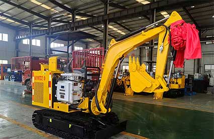 山东矿安重工有限公司自主研发生产的MWD2.0小型挖掘机发货