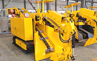 如何更换扒渣机输送带